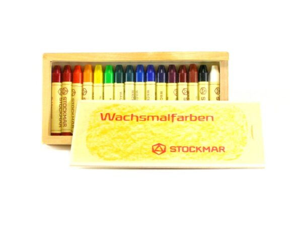 Wachsmalstifte in Holzschiebekasten (16 St.)